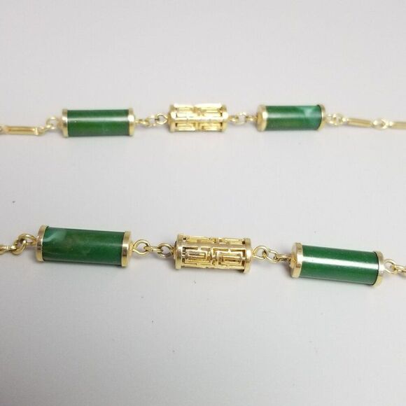 Vintage Sarah Coventry Green and Gold Tone Chain Necklace, 32 Inches Long - Picture 5 of 8